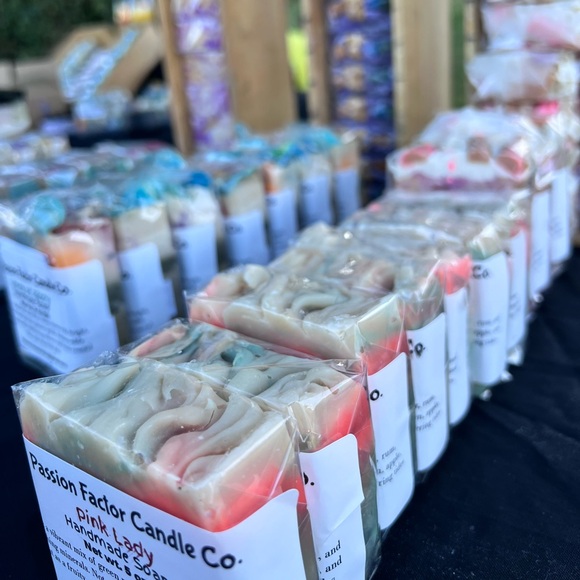 🛍️SALE🛍️Vines of Glory -Handcrafted Soap - Picture 2 of 6